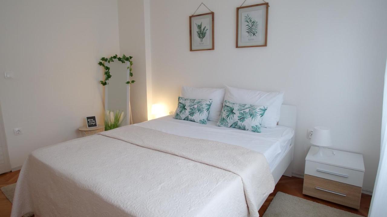 Arena Apartment With 3 Bedrooms In The City Center Pula Luaran gambar