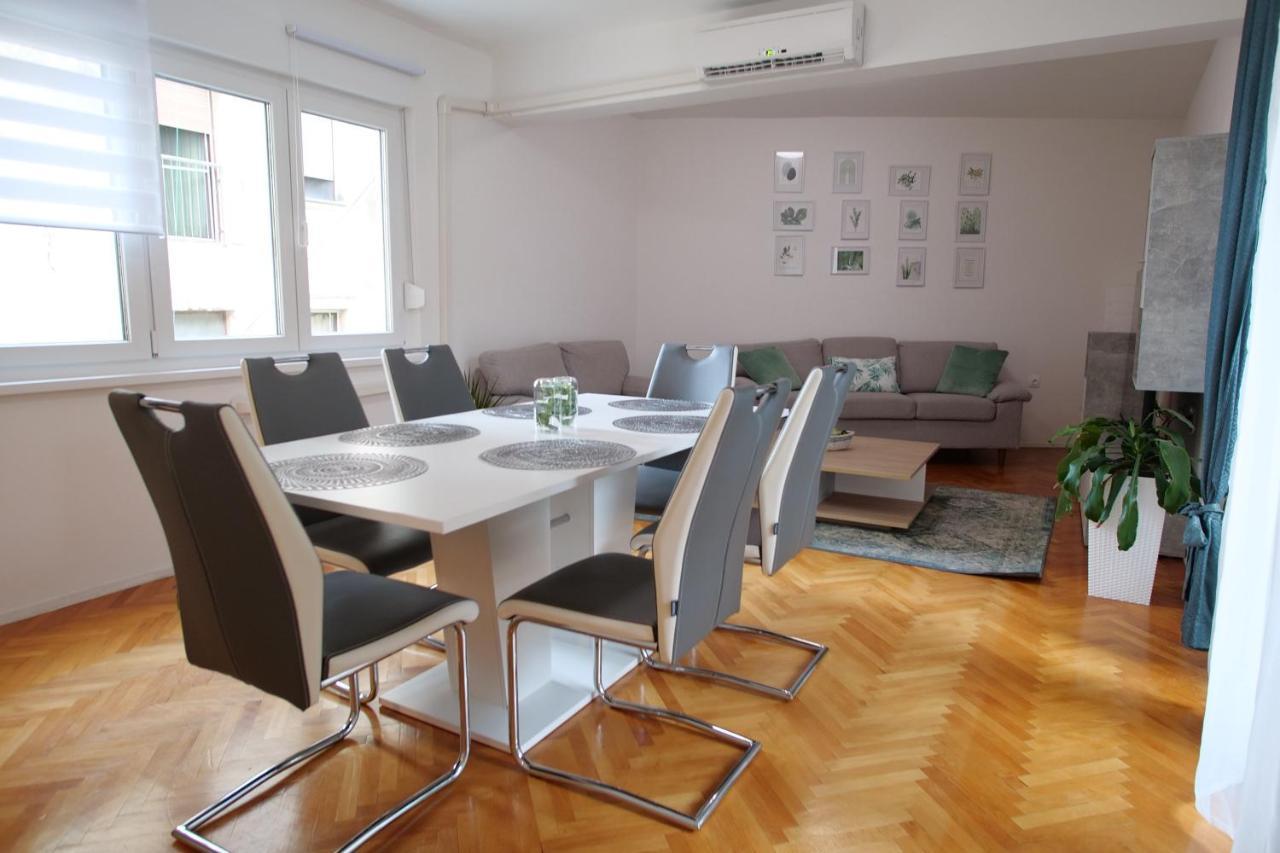 Arena Apartment With 3 Bedrooms In The City Center Pula Luaran gambar